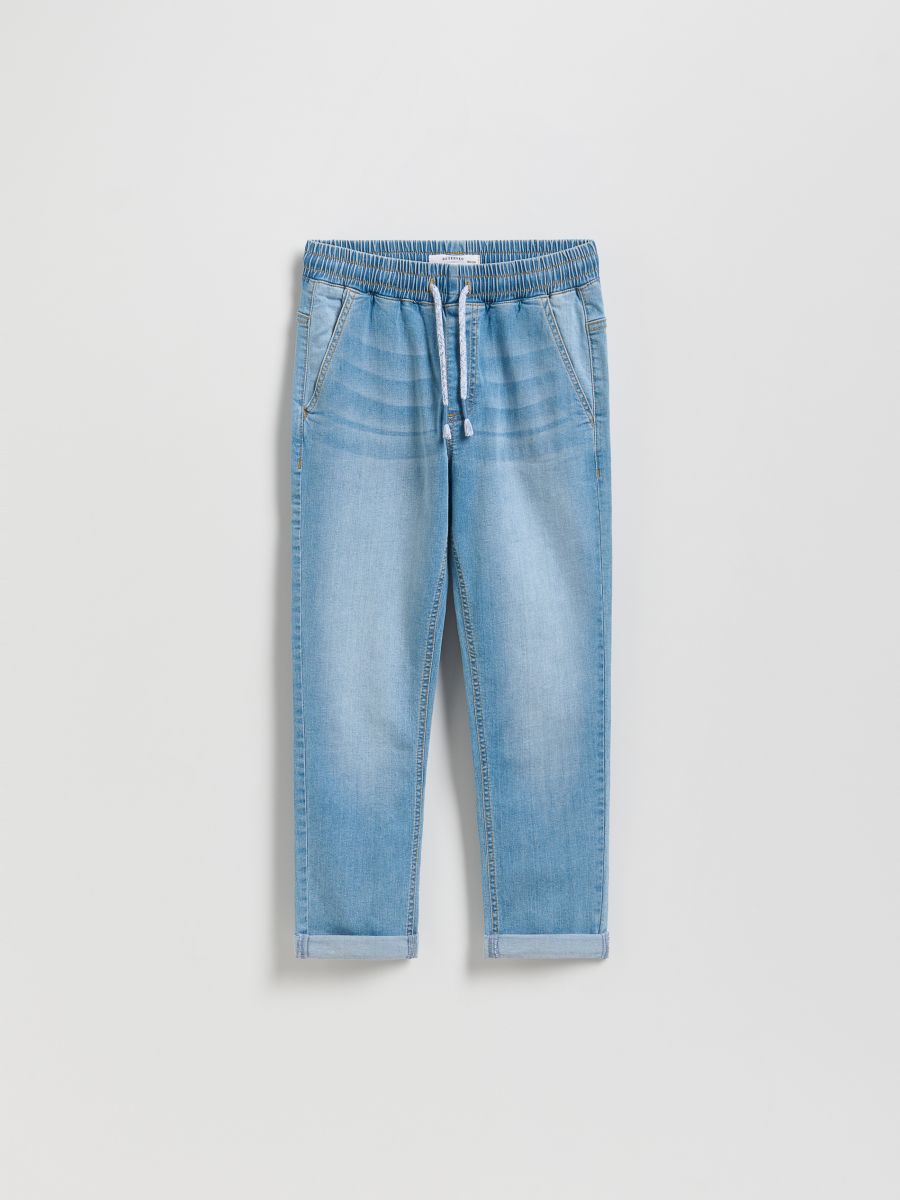 Stretch-Jeans im Carrot-Fit - blau - RESERVED