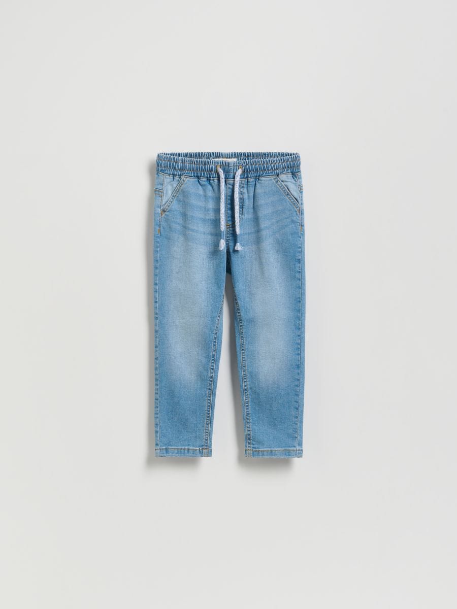 Stretch-Jeans im Carrot-Fit - blau - RESERVED