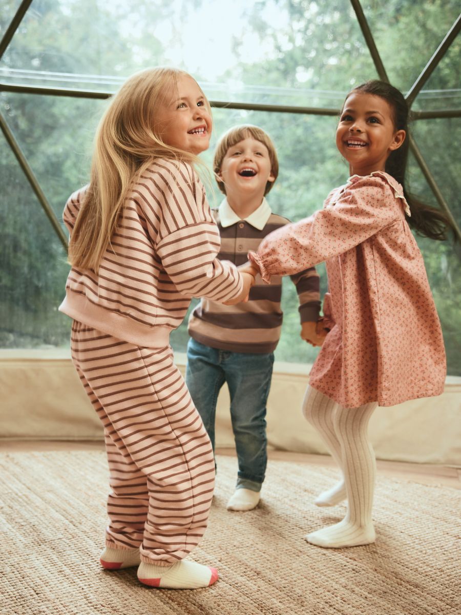 Stretch-Jeans im Regular-Fit - blau - RESERVED