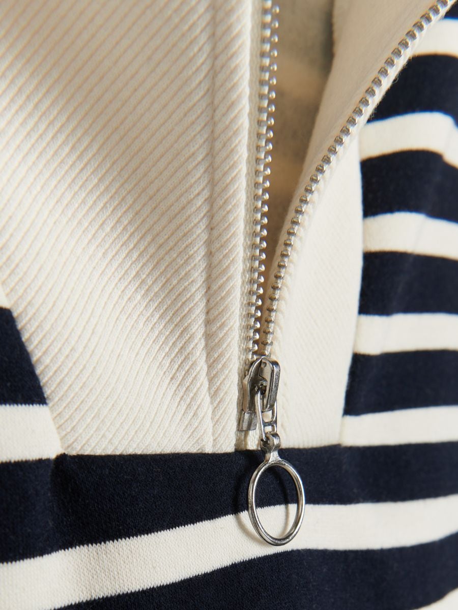 Felpa con collo alto - blu scuro - RESERVED - 4