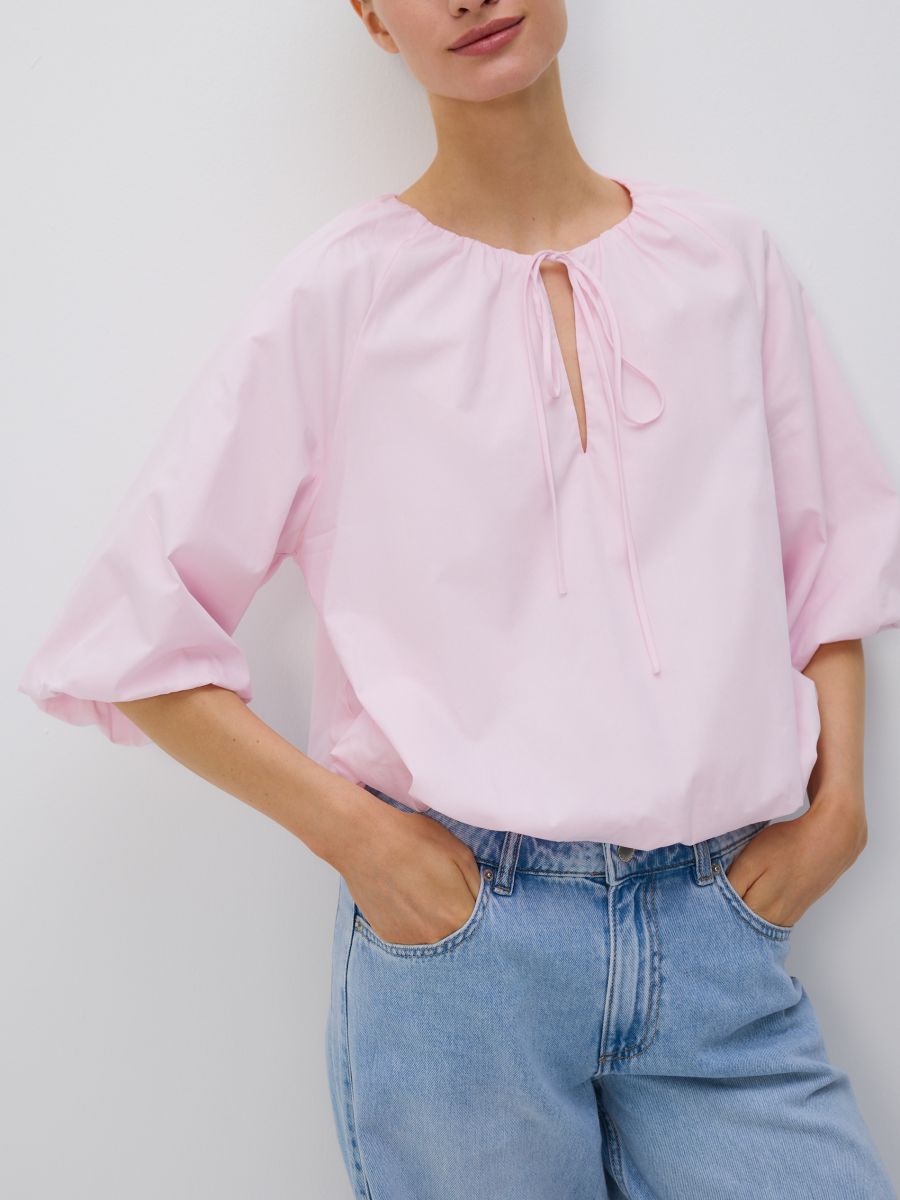 Bluse aus Baumwolle mit Bindedetail - rosa - RESERVED