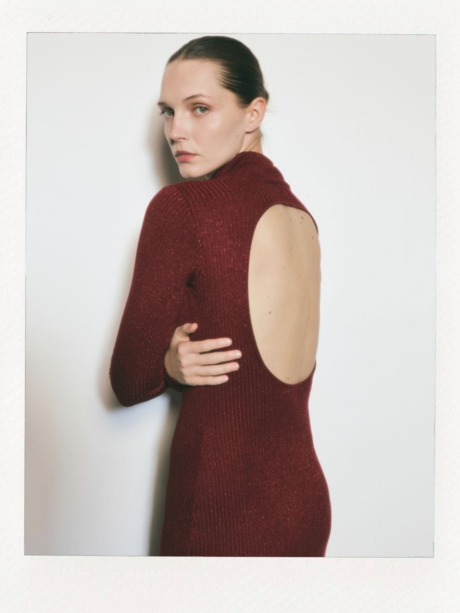 Jersey dress with cut-out detail - burgundy - RESERVED