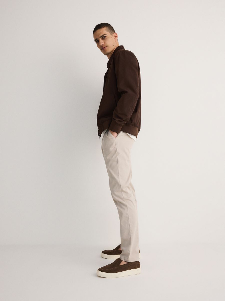Chinohose in slim fit - beige - RESERVED