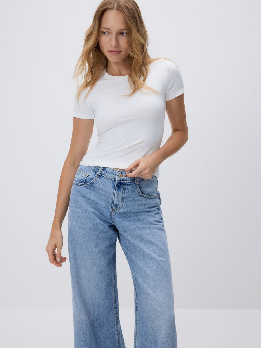 Plain regular fit T-shirt - white - RESERVED