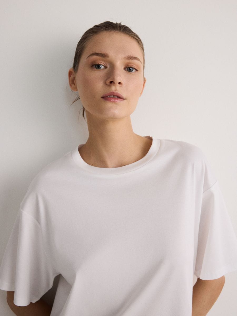 T-shirt oversize - biały - RESERVED - 3