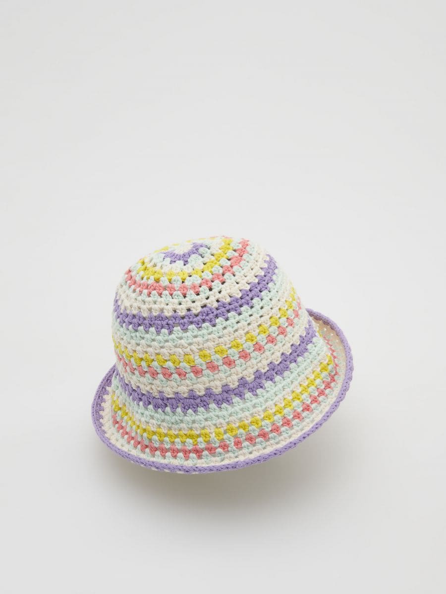 Háčkovaný klobouk s proužky - bílá - RESERVED