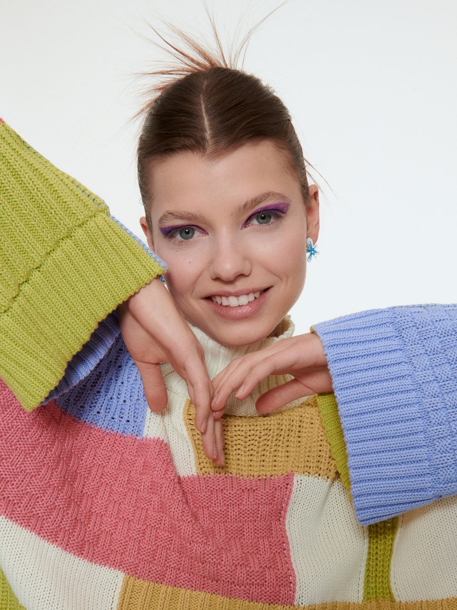 Sweter z patchworkowym wzorem - wielobarwny - RESERVED - 2