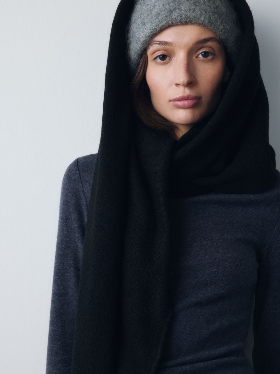 Kerchief with wool blend - black - RESERVED - 4
