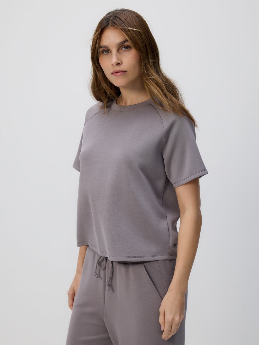 T-Shirt aus Modal-Mischung - kaffee - RESERVED