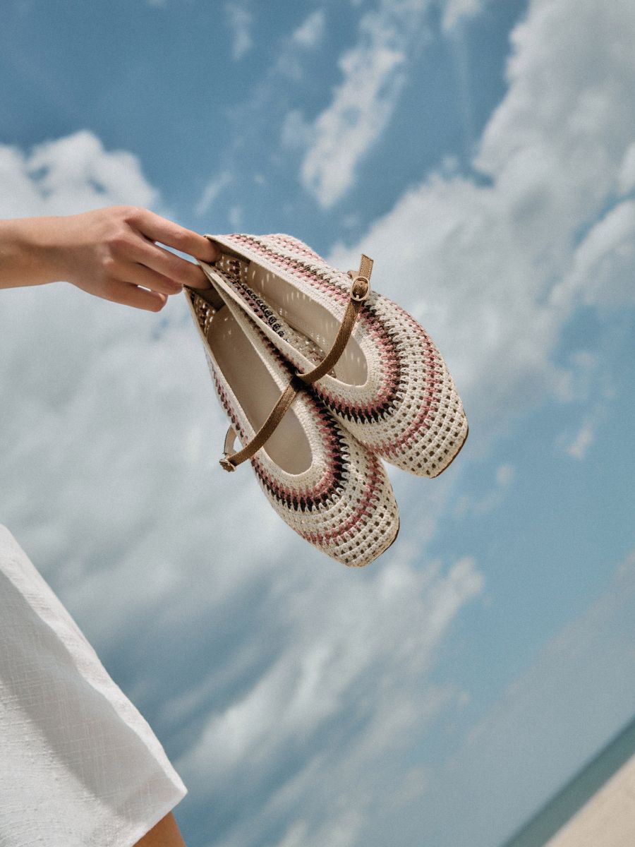Woven ballet flats with a strap - multicolor - RESERVED