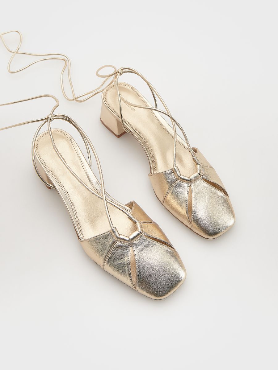 Pumps with metallic effect - golden - RESERVED - 3
