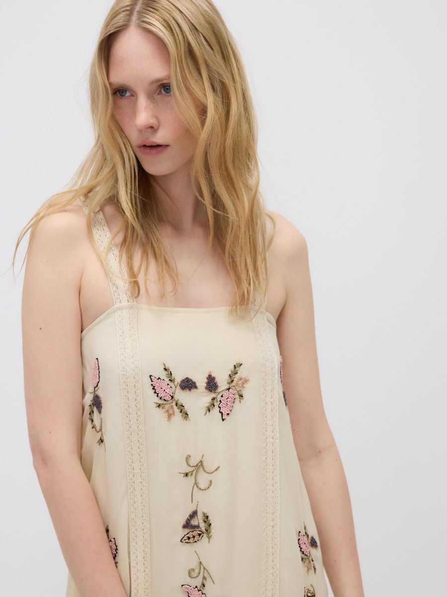 Dress with detailing - multicolor - RESERVED - 3