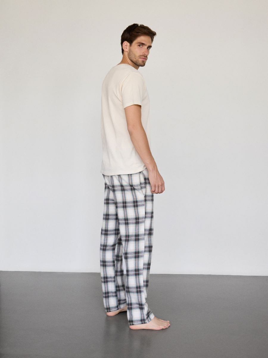 Pyjamassæt i to dele i bomuld - lyshudfarve - RESERVED - 2