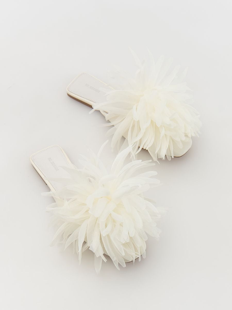 Mules with decorative flower detail - cream - RESERVED - 3