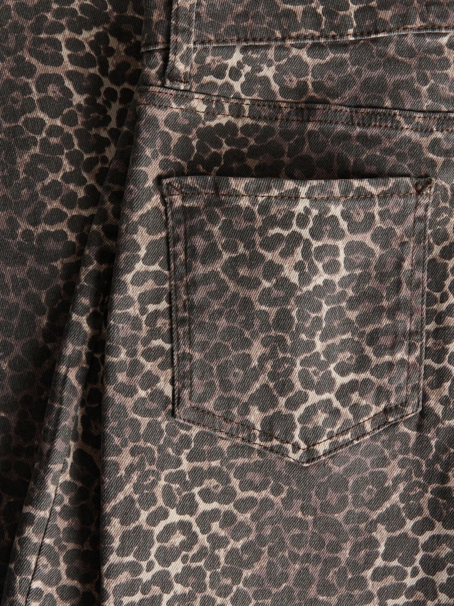 Mom-fit jeans with animal print - multicolor - RESERVED - 6