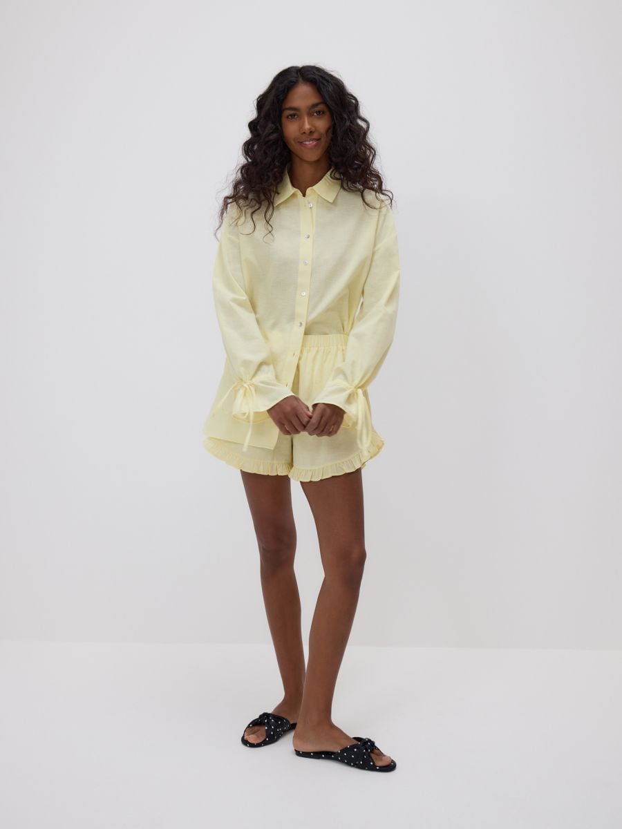 Shirt tied at the cuffs - light yellow - RESERVED