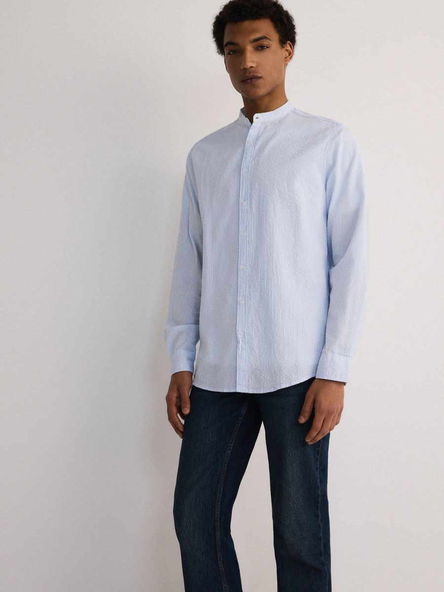 Риза regular fit от материя с релефна текстура - бледосиньо - RESERVED
