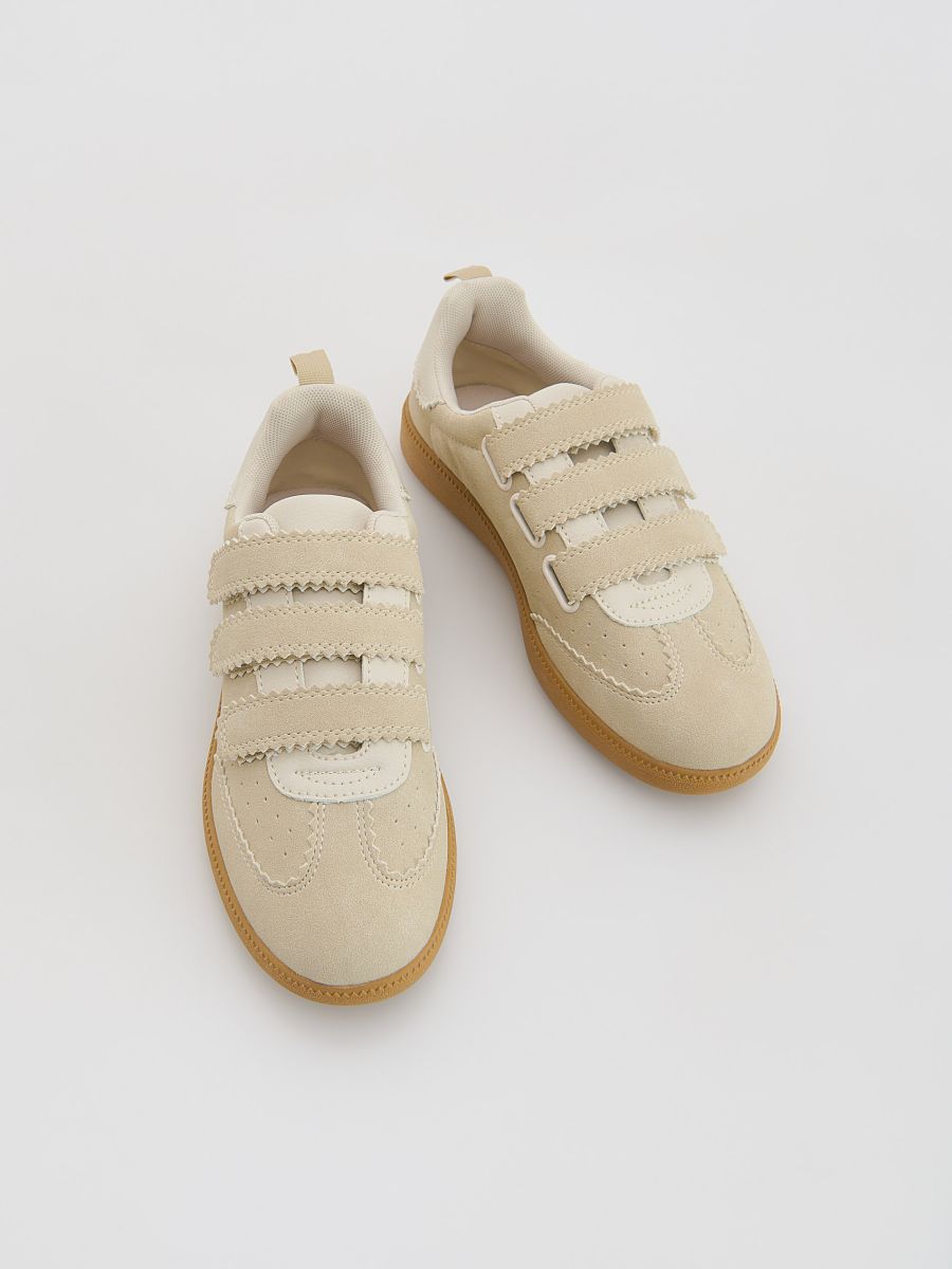 GIRLS` SNEAKERS - lyshudfarve - RESERVED