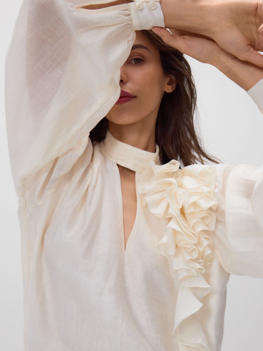 3D appliqué blouse - cream - RESERVED