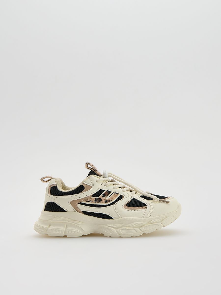 Sports shoes - white - RESERVED