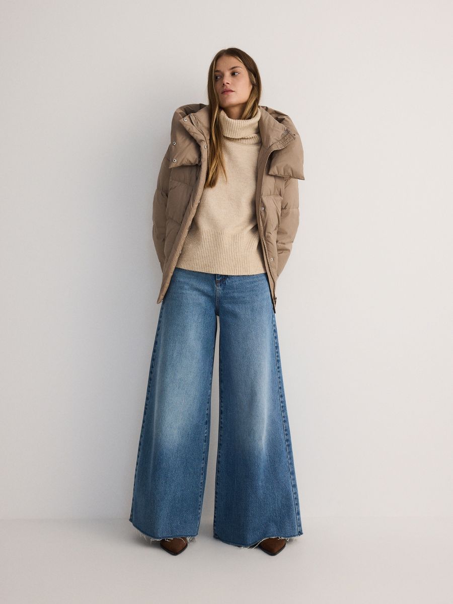 Oversize down-filled jacket - beige - RESERVED - 4