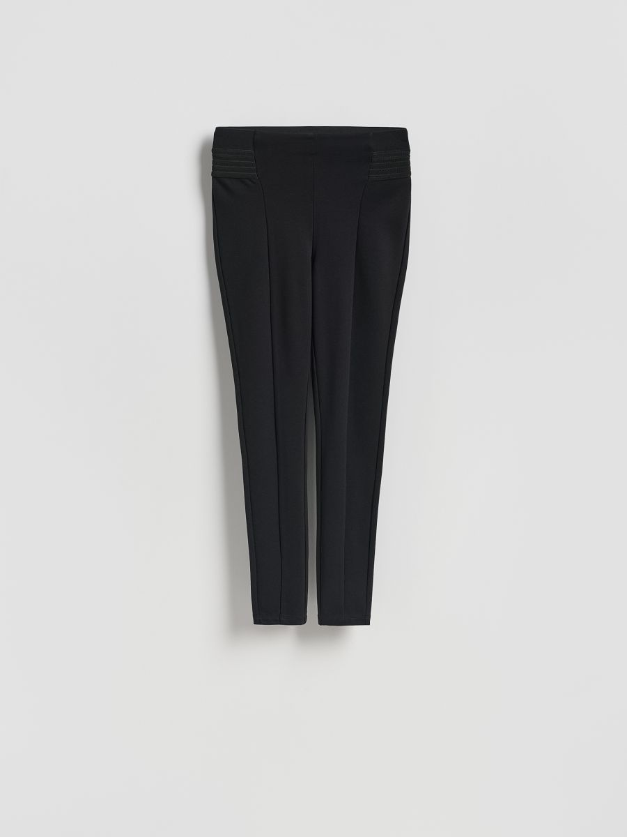 Legginsy z ozdobną taśmą - czarny - RESERVED