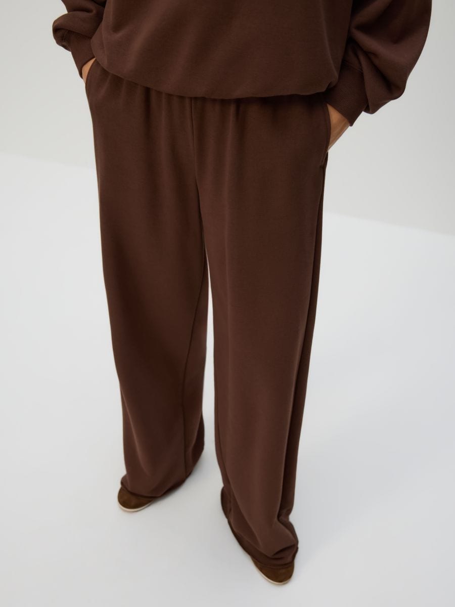 Sweatpants - dark brown - RESERVED