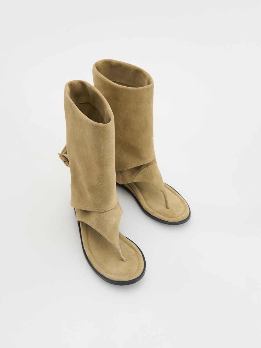 Sandali in camoscio con tomaia - beige - RESERVED - 2