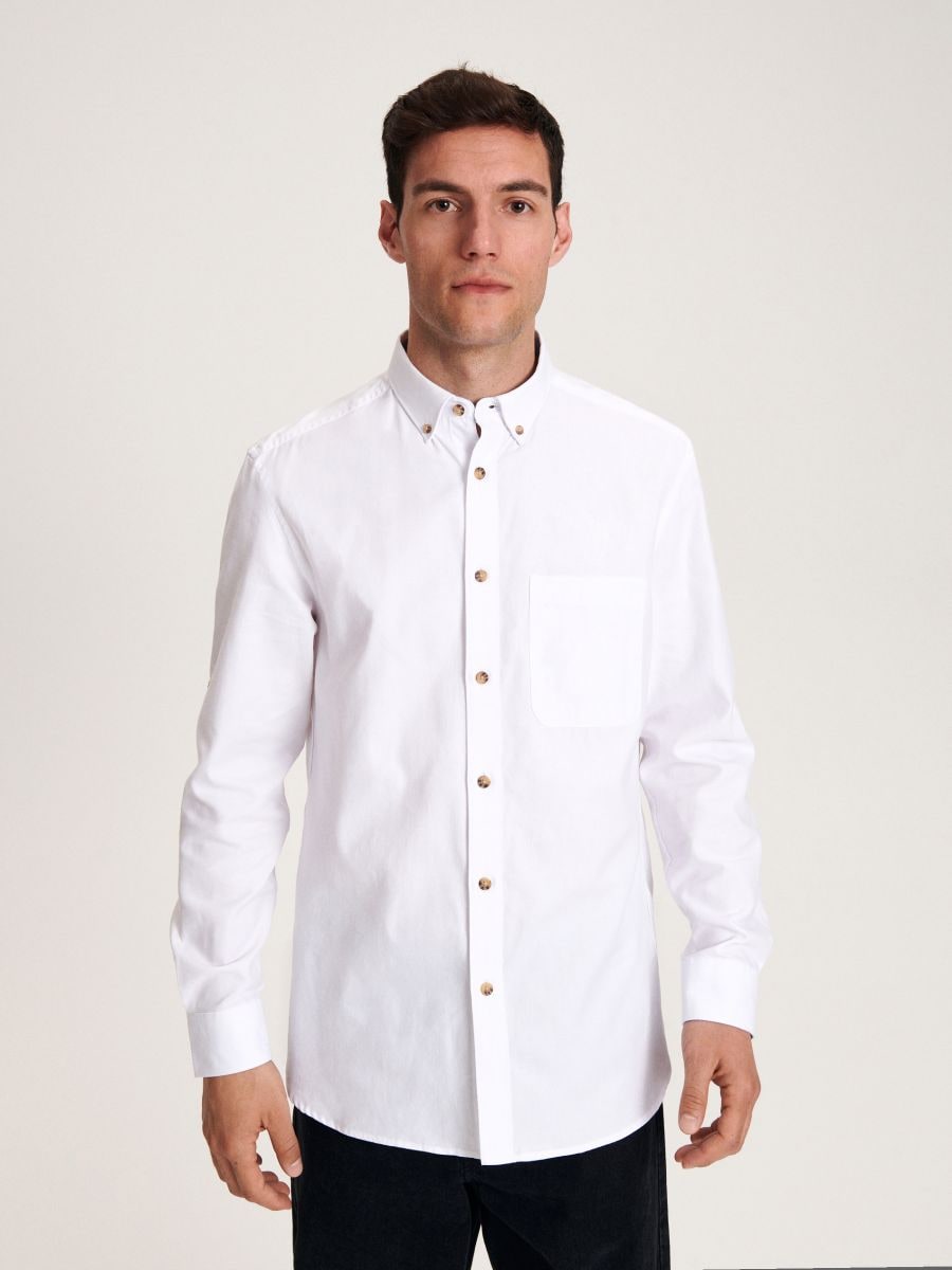 Hladká košile regular fit - bílá - RESERVED