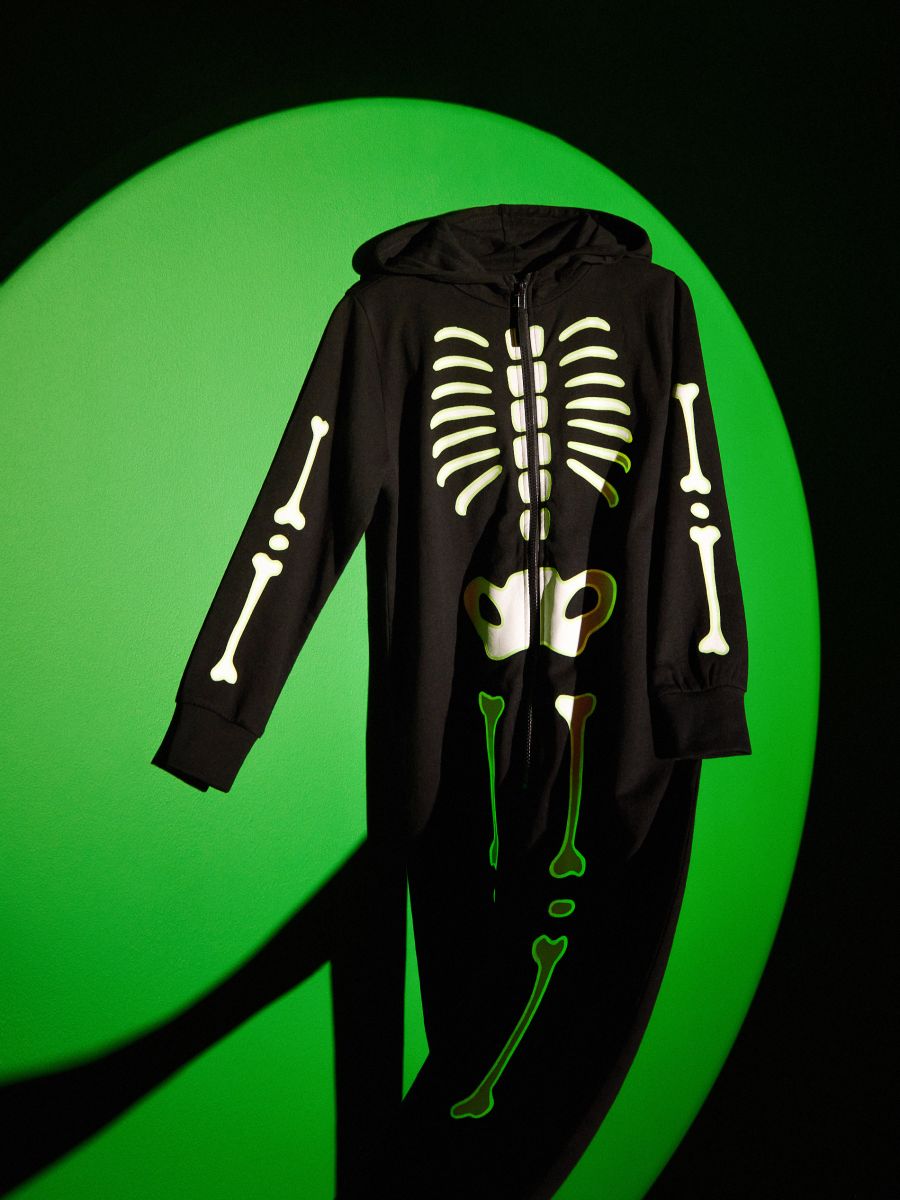Glow-in-the-dark skeleton onesie - black - RESERVED - 4