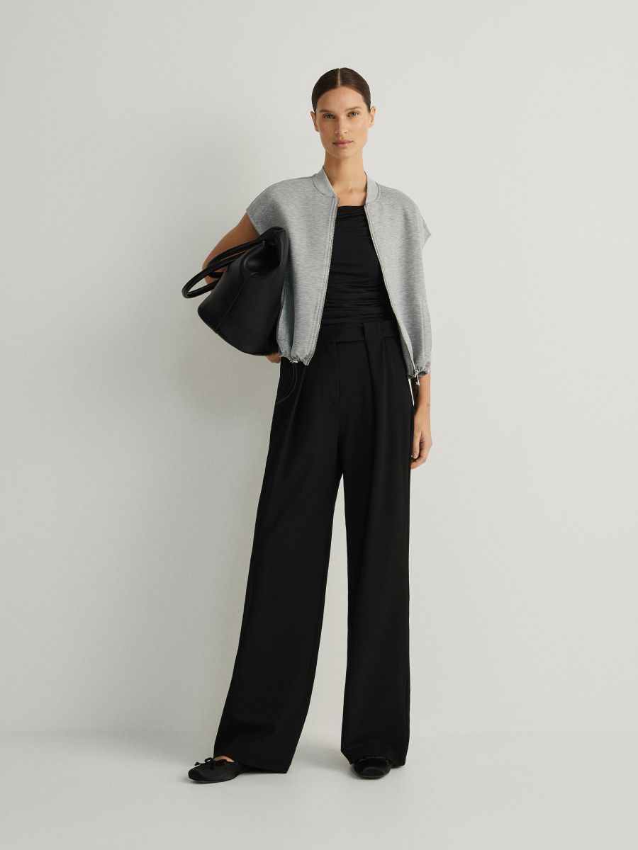 Wide leg trousers with viscose blend - black - RESERVED
