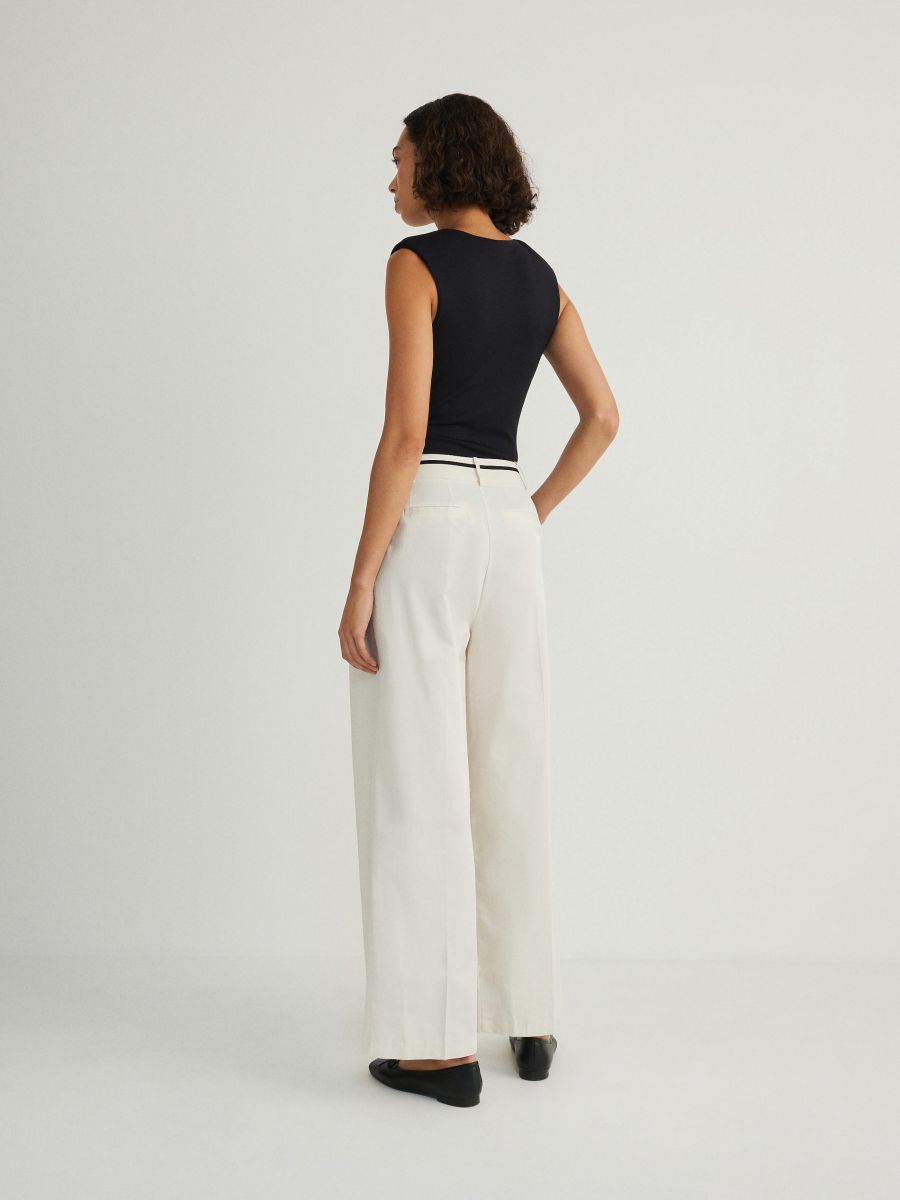 Cotton trousers with pressed crease - cream - RESERVED - 3