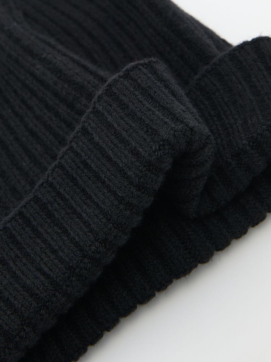 Beanie - black - RESERVED - 3