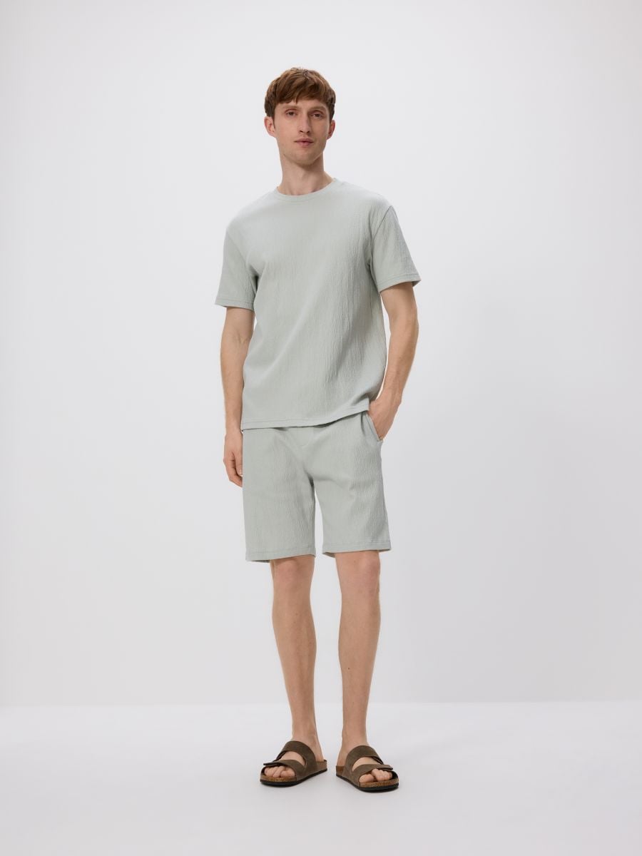 Regular structural shorts - pale green - RESERVED