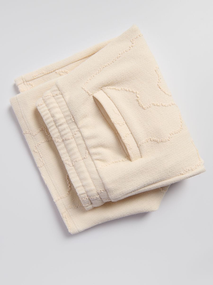 Patterned regular shorts - cream - RESERVED - 6