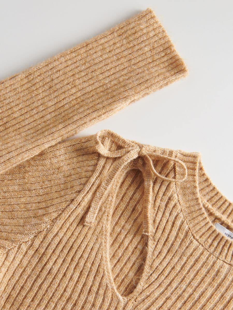 Jumper with cut-out detail - beige - RESERVED - 2
