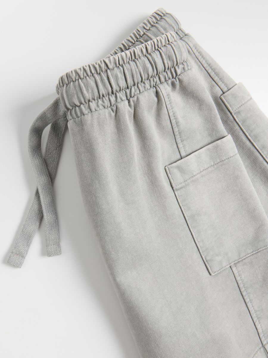 Shorts with cargo pockets - light grey - RESERVED - 5
