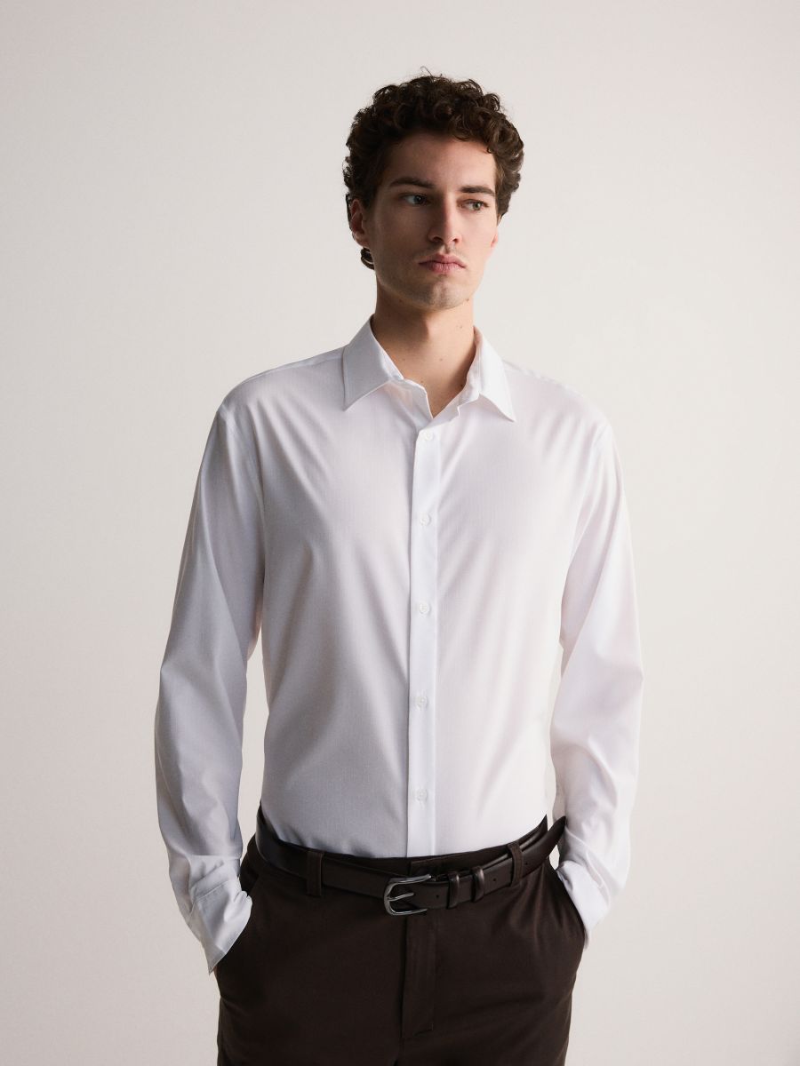 Gładka koszula regular fit - biały - RESERVED
