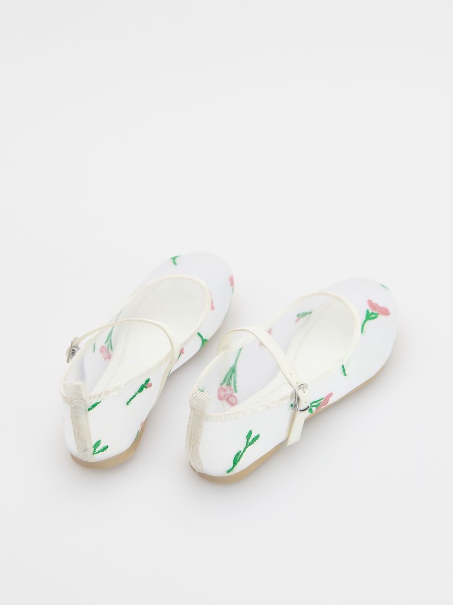 LADIES` BALLERINAS - white - RESERVED - 4