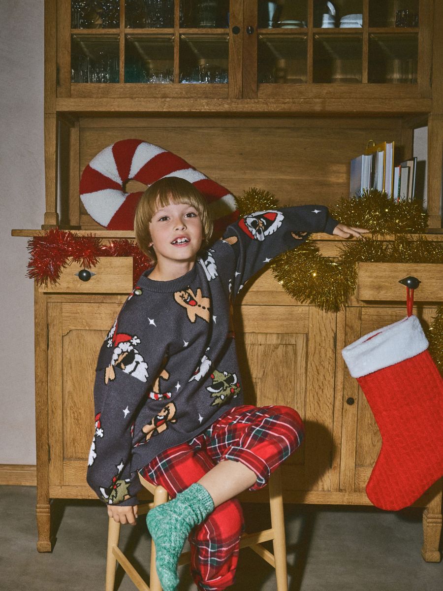 Viszkózban gazdag pulóver - sötétszürke - RESERVED