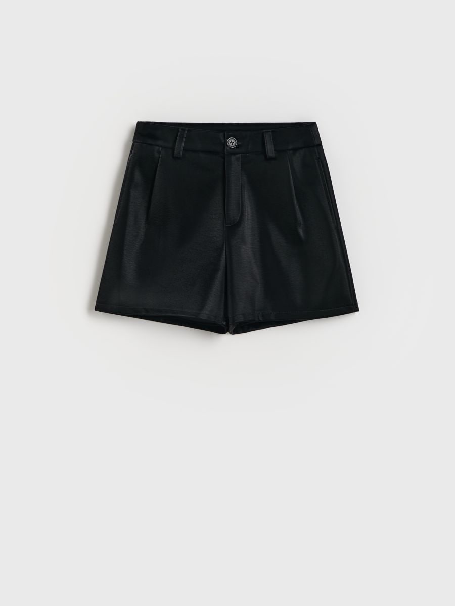 Faux leather shorts - black - RESERVED