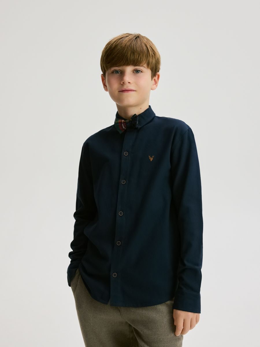 Baumwoll‑Hemd mit Fliege - marineblau  - RESERVED