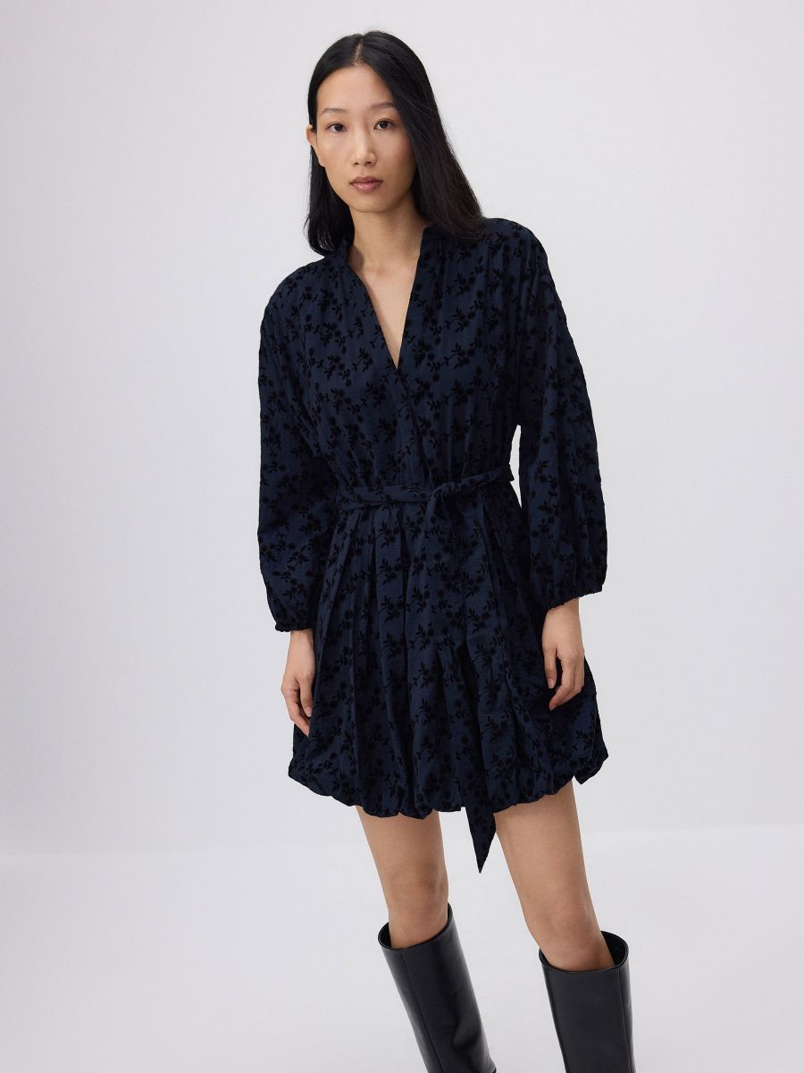 Minikleid mit Bindedetail - schwarz - RESERVED - 5