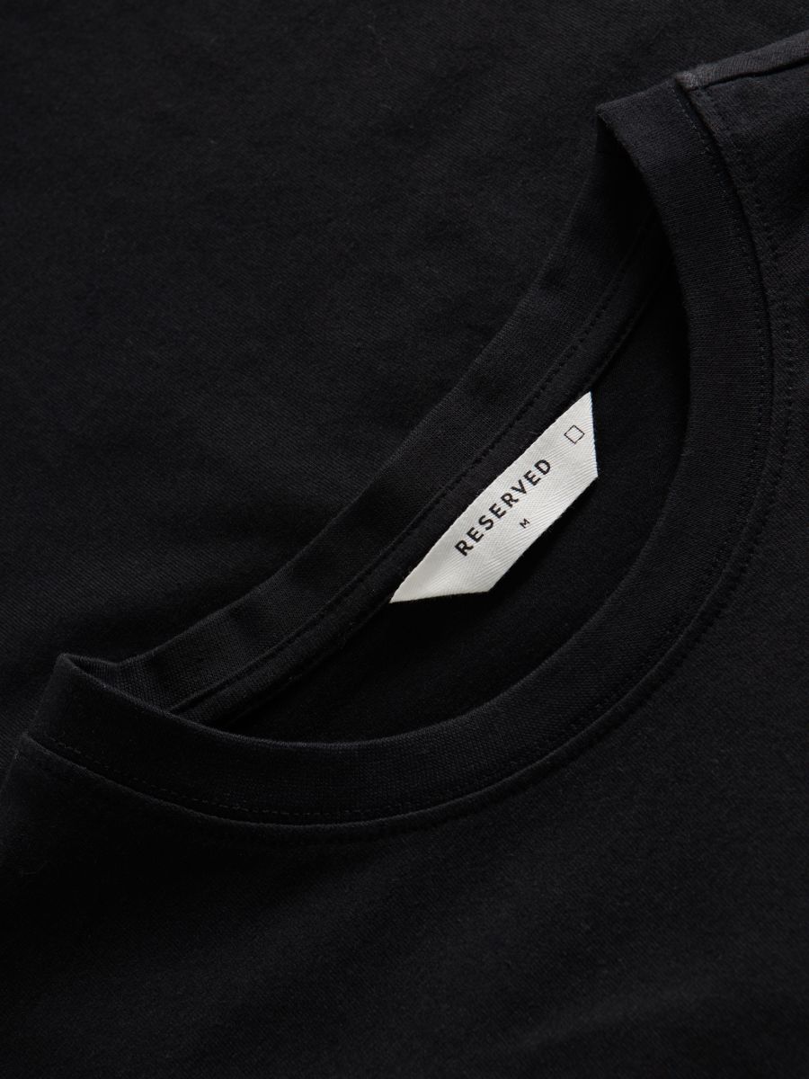 Regular-lõikega T-särk - must - RESERVED - 5