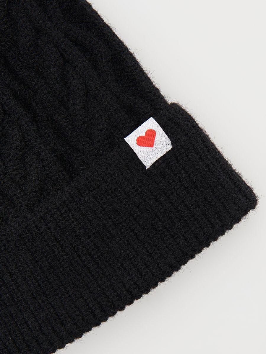 Beanie with patch - black - RESERVED - 2