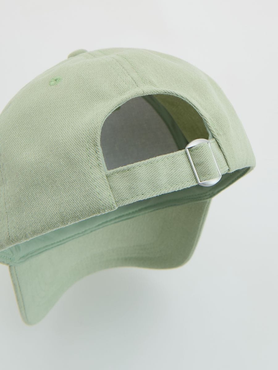 Cap - pale green - RESERVED - 2