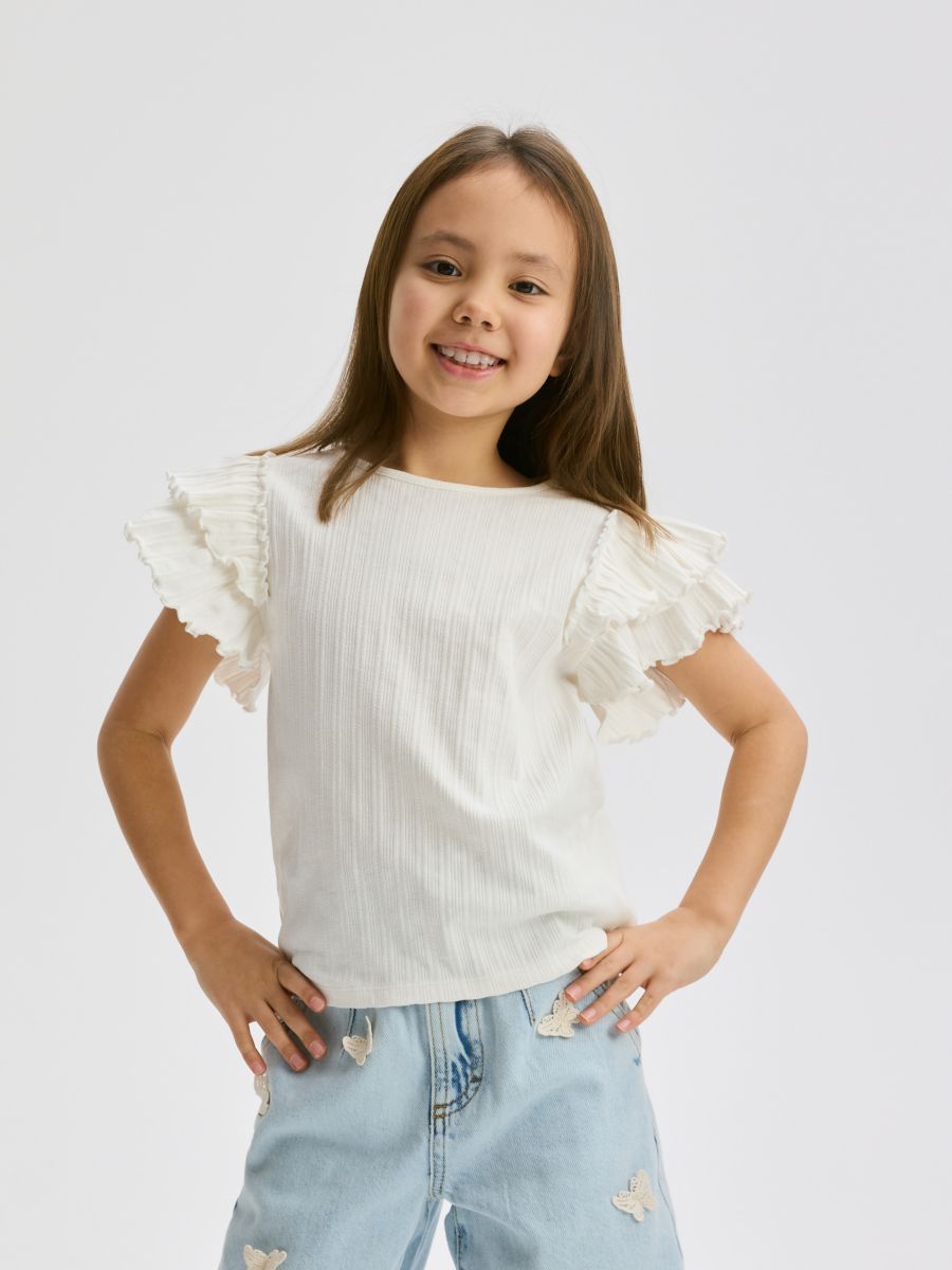 Bluse mit Rüschen - creme - RESERVED