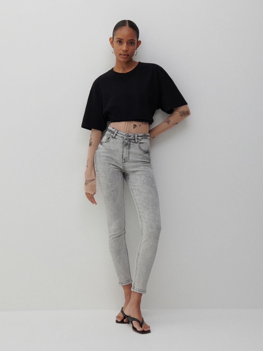 Kvinde Stille Sober Højtaljede jeans i slim fit, RESERVED, 6798B-09J