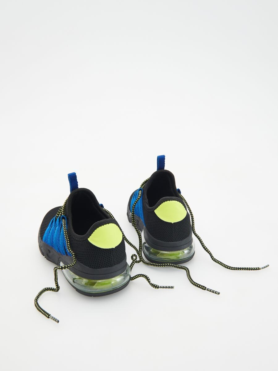 Sneaker mit dicker Sohle - schwarz - RESERVED - 4