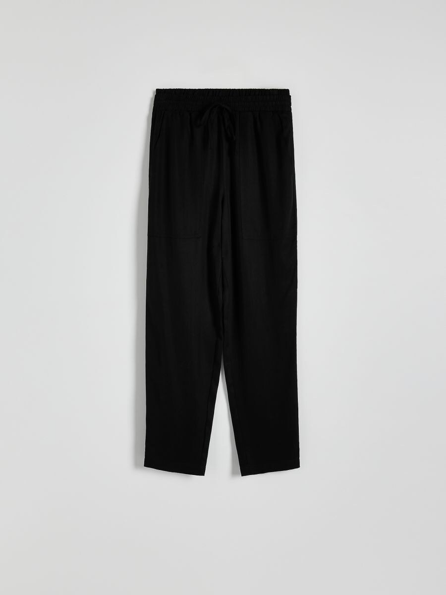 Spodnie jogger z lyocellu Kolor czarny - RESERVED - 687BQ-99X